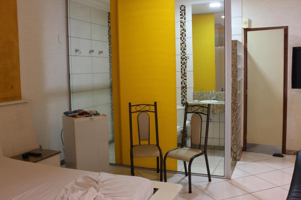 Motel Sunny Day Economy Betim Esterno foto